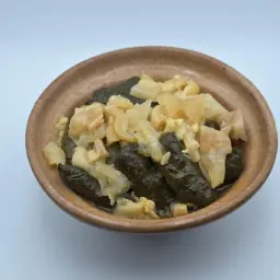 طاجن ورق عنب بالكوارع